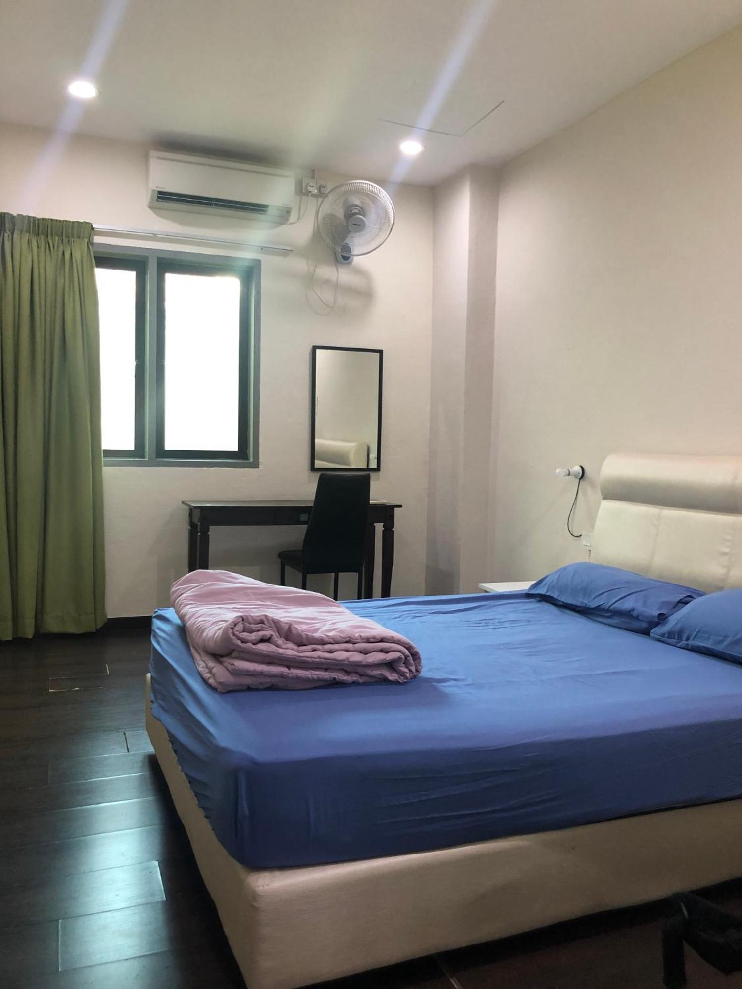 Apple Backpackers Hotel George Town Oda fotoğraf