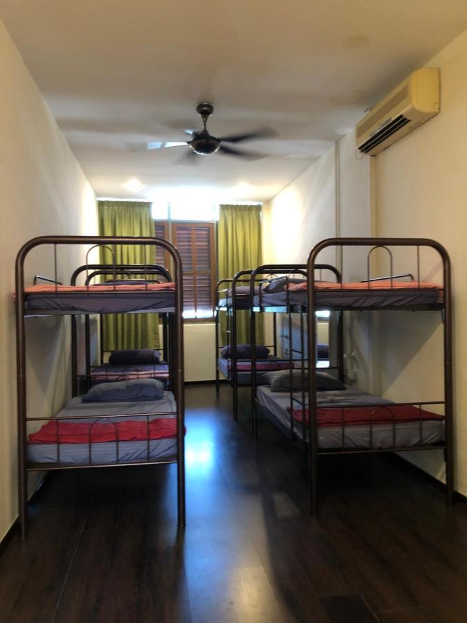 Apple Backpackers Hotel George Town Oda fotoğraf